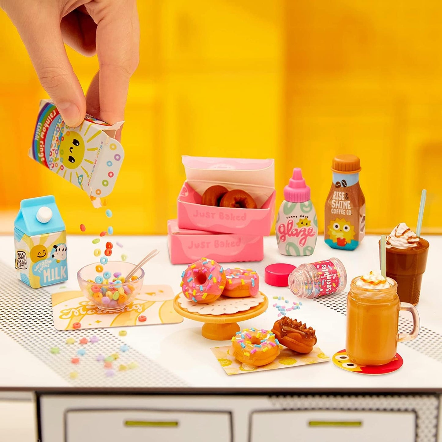 Mini Brands - MGAs Miniverse Make It Mini Food Cafe