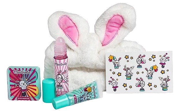 Martinelia - circus makeup and headband