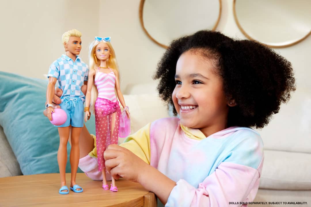 Barbie - Movie Deluxe Ken Doll