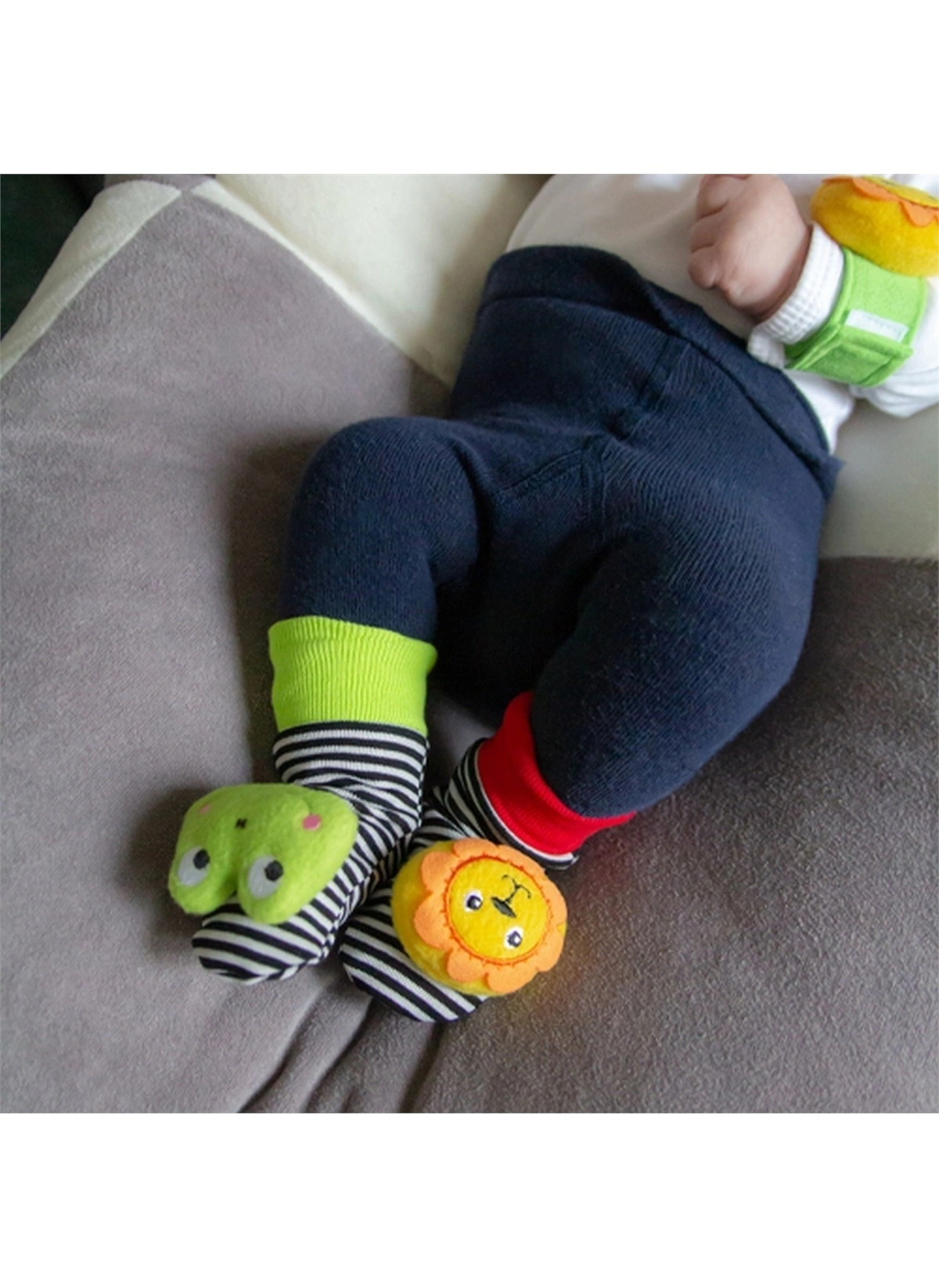 Babyjem - Wrist Rattle and Baby Socks