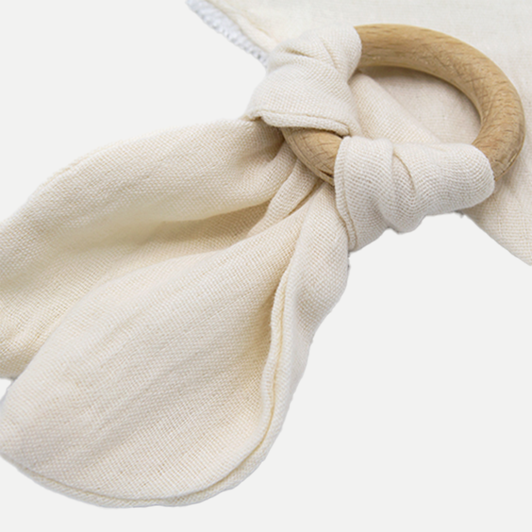 Babyjem muslin bib with teether