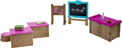 Woodzeez - Classroom & Playground Set