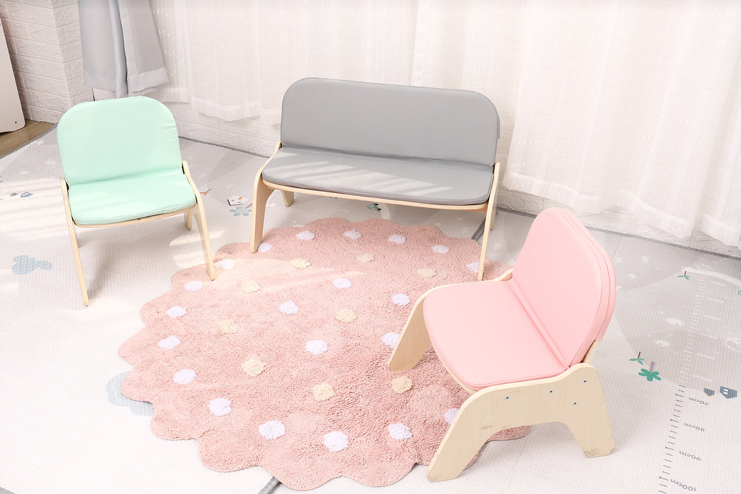 Maestro Bebe Sofa Chair