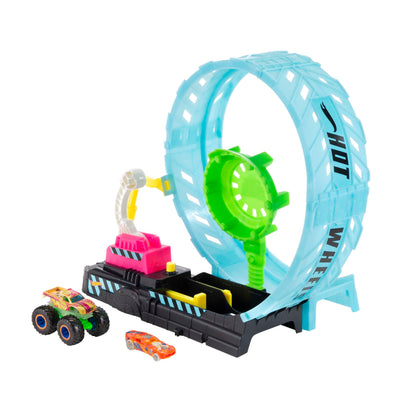 Hot Wheels - Monster Trucks Glow In The Dark Epic Loop Challenge