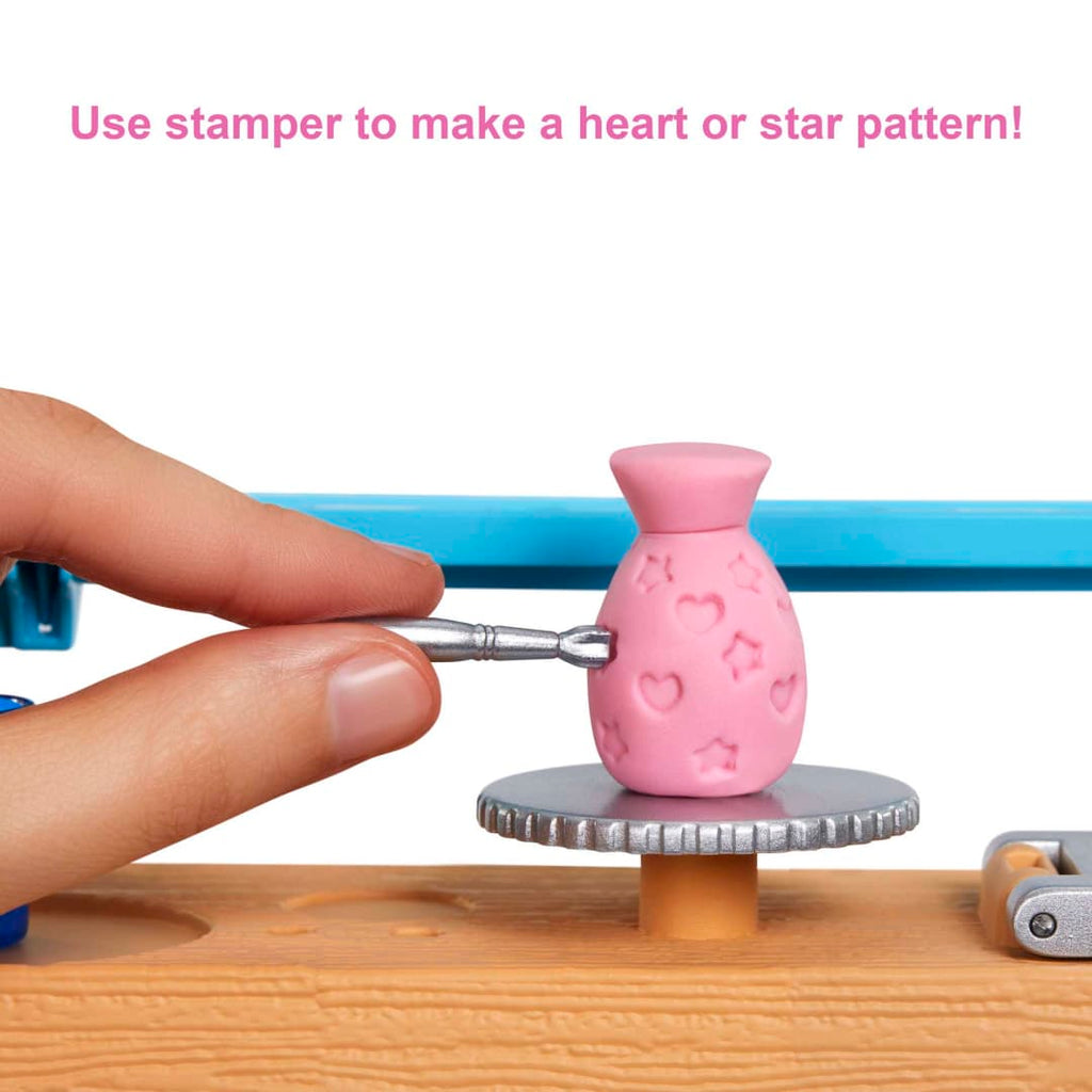 Barbie - Relax & Create Art Studio