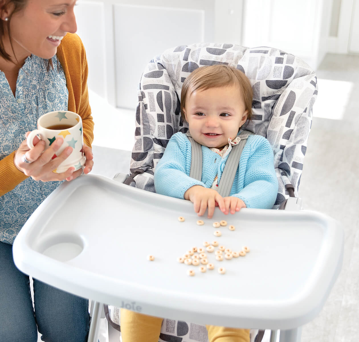 Joie Snacker™ 2in1