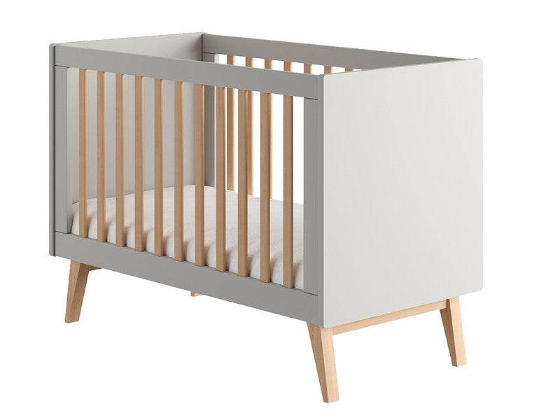 Pinio Swing Bedroom