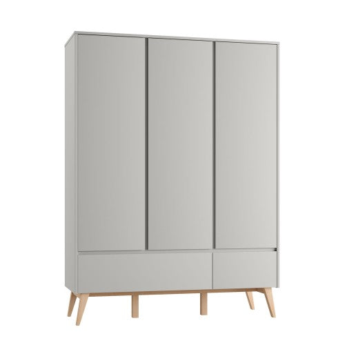 Pinio Swing Bedroom