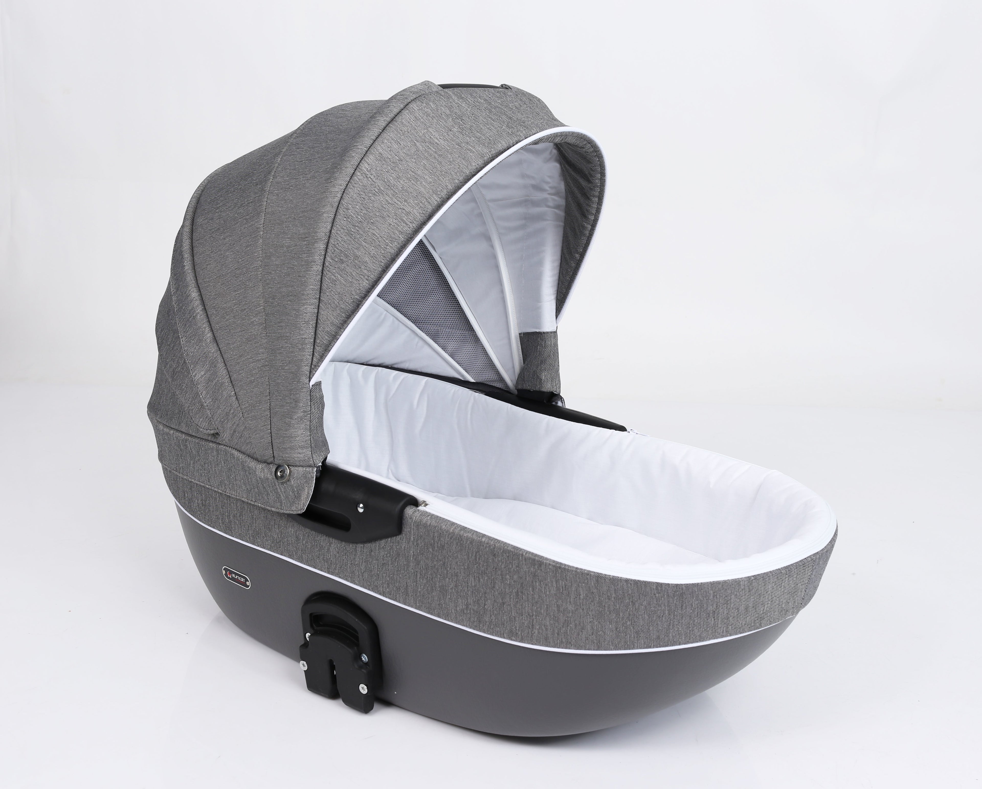 Kunert Mila (stroller + car seat + carrycot + isofix base)